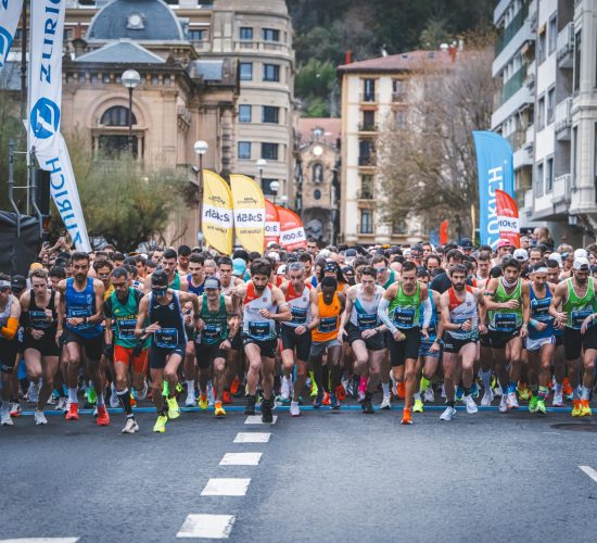 @fotorunners.es -MARATON DONOSTIA 2025-187377